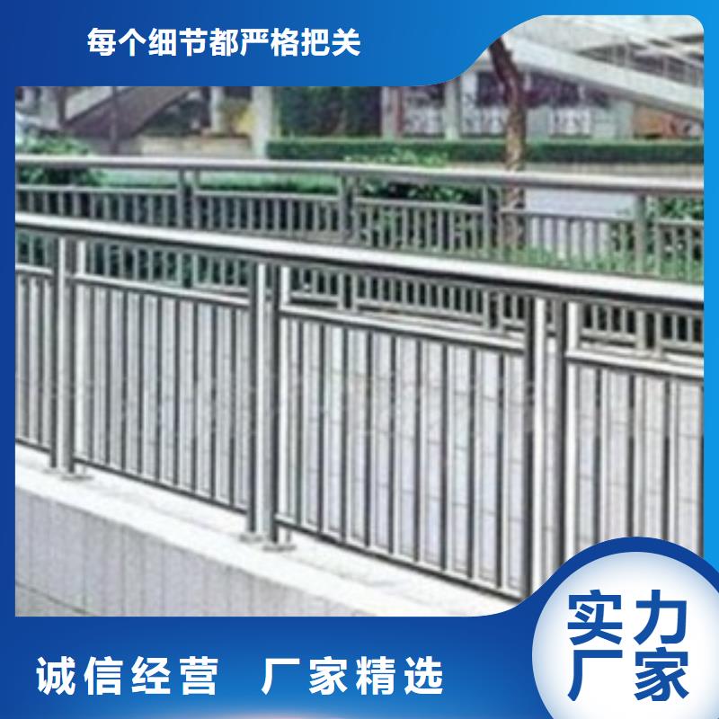 蓝色钢板立柱-桥梁护栏-亮洁护栏厂