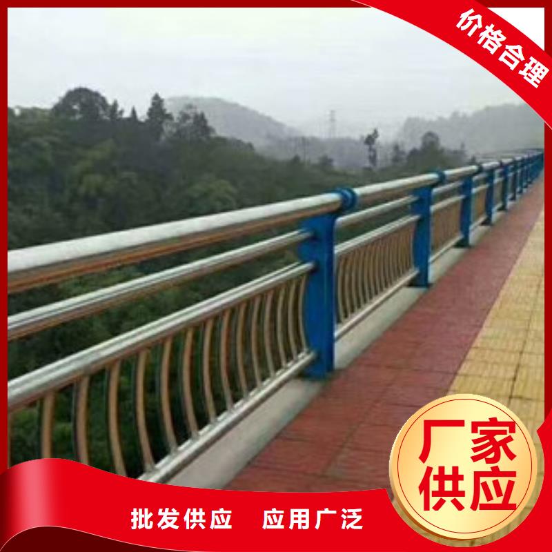 桥梁护栏蓝色立柱性能稳定