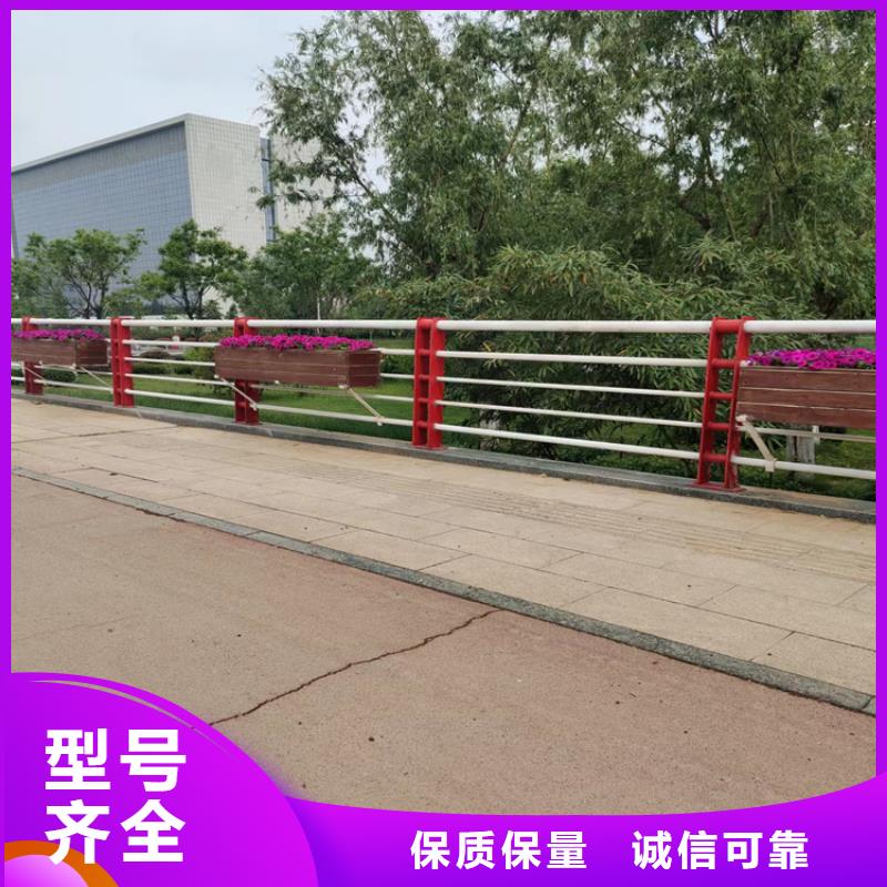 氟碳漆桥梁护栏立柱坚固不易变形