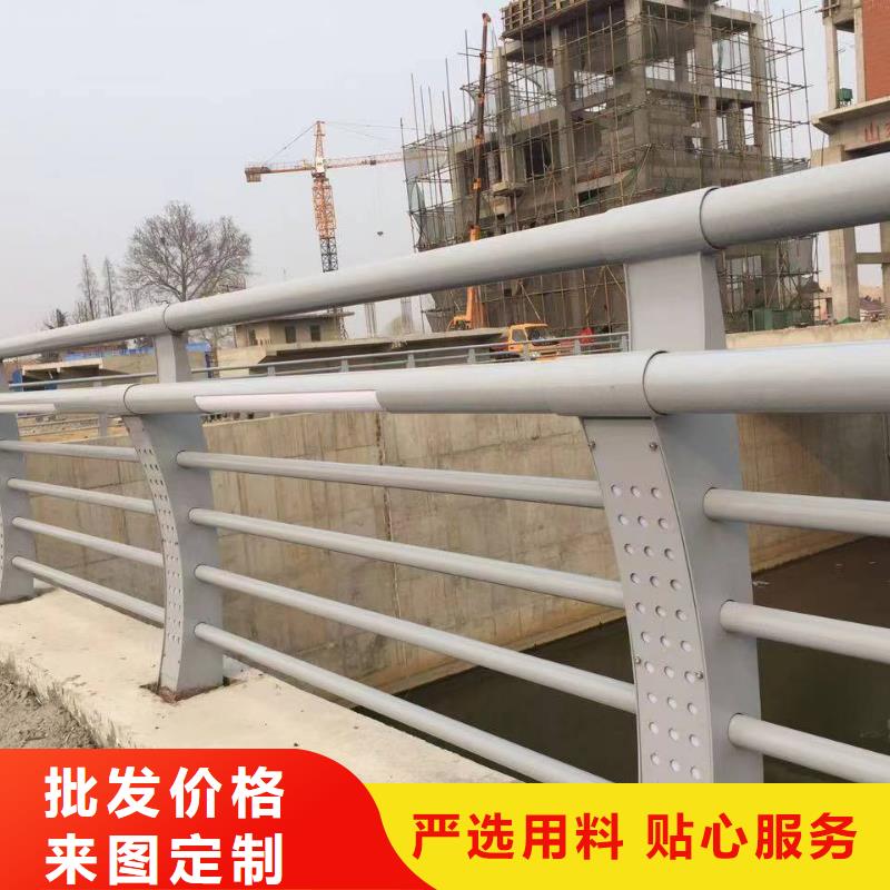 201不锈钢复合管桥梁护栏来厂实地考察