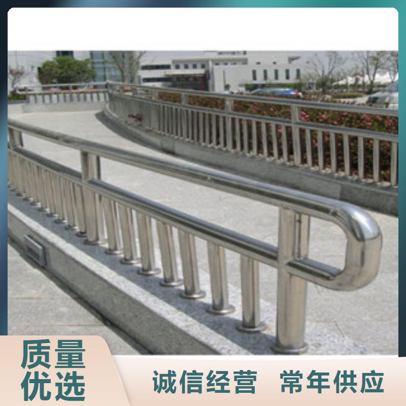 生产桥梁护栏厂家大桥河道栏杆多少钱一吨